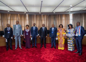 Consultations en RDC: AA/a de Pius Muabilu derrière le Premier ministre
