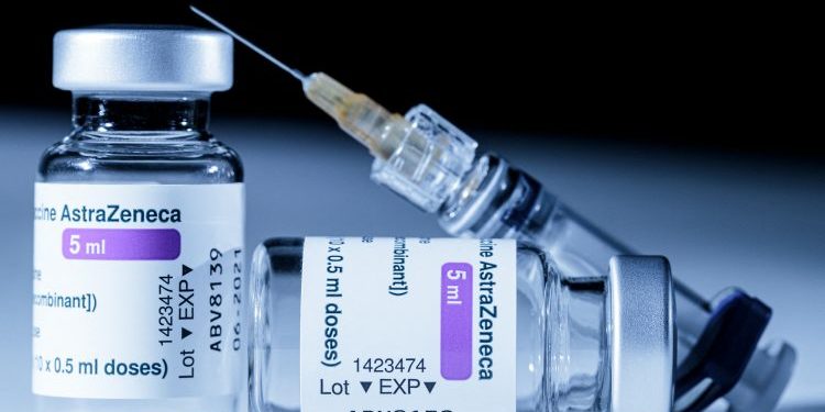 COVID19 : Astra Zeneca débaptisé Vaxzevria