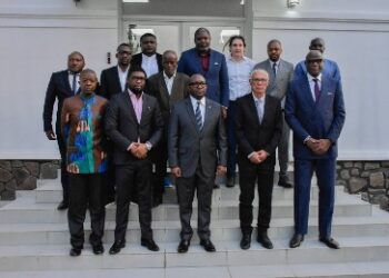 Sport : la FECOFA avec Hector Cuper chez Jean-Michel Sama Lukonde