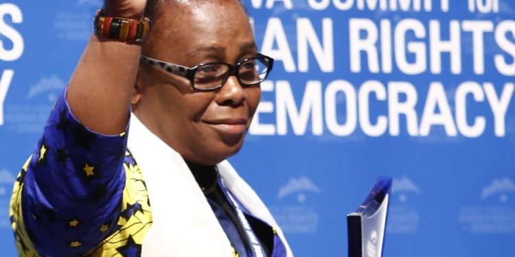 Mois de la femme : le prix IWOC décerné à Julienne Lusenge