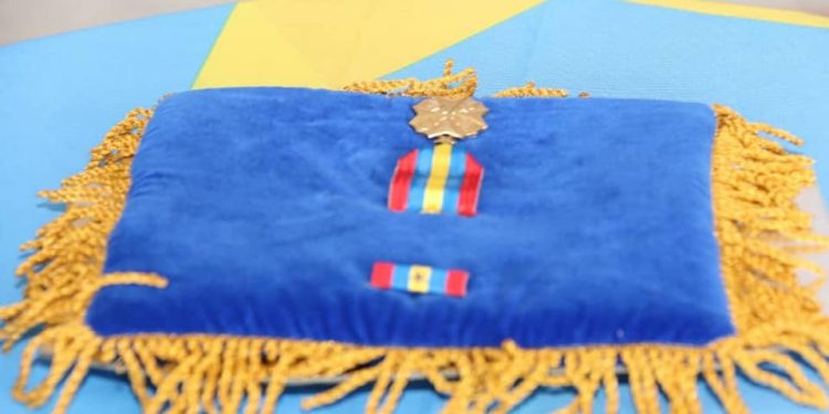 RDC : HT Lokondo décoré à titre posthume d’une médaille de mérite civique en or