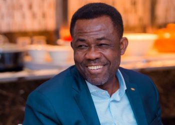 CAF : le Congolais Véron Mosengo-Omba nommé secrétaire général