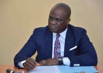 EPST : Willy Bakonga crée une commission pour examiner la situation des écoles fictives