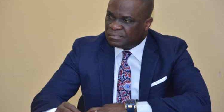 EPST : Willy Bakonga crée une commission pour examiner la situation des écoles fictives