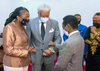 Assemblée nationale : le prophète Dodo Kamba et l’apôtre Tyrone Howell Jr chez le président Mboso