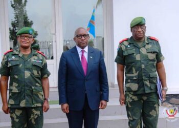 État de siège : la situation sécuritaire  au cœur des échanges entre le Premier ministre et les gouverneurs militaires de l&rsquo;Ituri et du Nord-Kivu