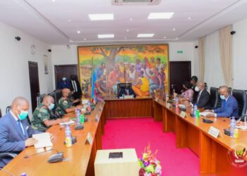 RDC : le Premier ministre diligente des missions humanitaires dans les provinces impactées par l&rsquo;eau polluée de la rivière Kasaï