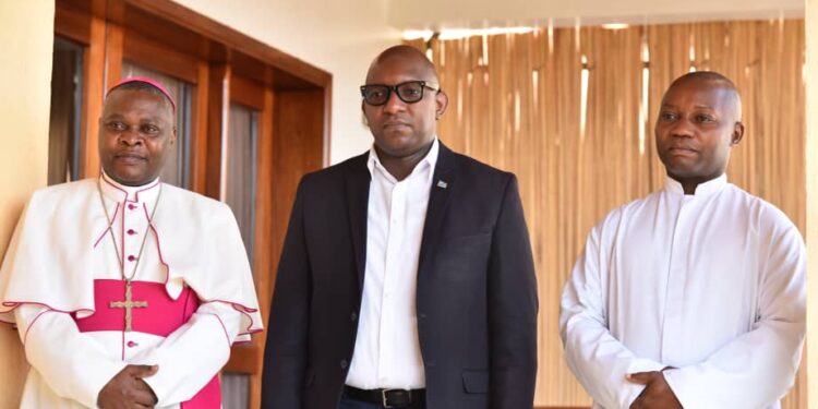 Ituri: Mgr Dieudonné Uringi soutient l&rsquo;action de Sama Lukonde et invite les groupes négatifs à déposer les armes