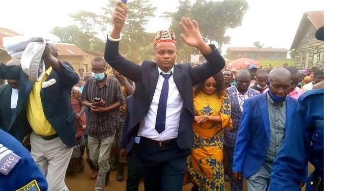 Sud-Kivu : entrée triomphale de Mwami Sangara Hubert Amry Tabaro II dans le groupement Buzi