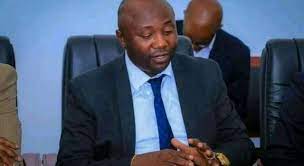 Kongo central : ‘’Rouge’’ un policier criminel dénoncé, à la faveur de la cagnotte de 2.500$ du Maire de Matadi