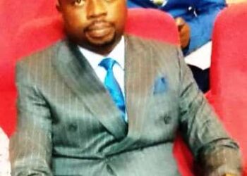 Kinshasa : Willy Masaka, président de l’UJECO soutient les actions de cohésion sociale de la foi Baha’ie