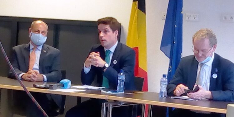 Culture : une mission belge à Kinshasa pour la reconstitution des œuvres d’art congolaises