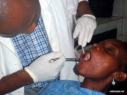 RDC/Santé : sit-in des médecins chirurgiens-dentistes ce jeudi à l’Hôtel du Gouvernement