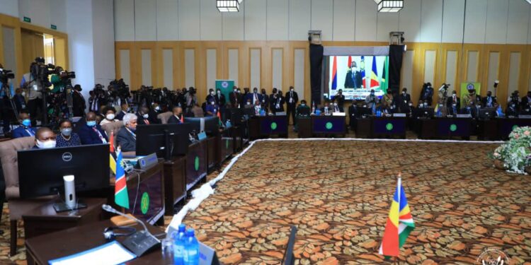 RDC : Félix Tshisekedi de retour à Kinshasa après le sommet de la SADC à Lilongwe