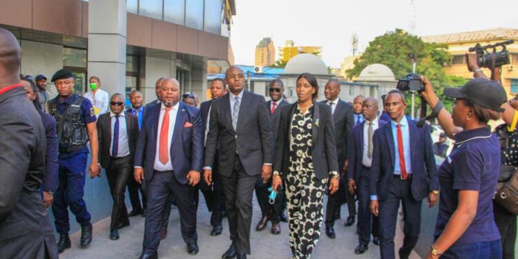 Kinshasa : acquisition de plusieurs engins et matériels d’assainissement