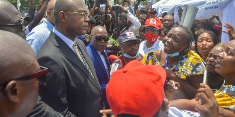 Kinshasa: Gentiny Ngobila enterre dignement les victimes de la tragédie de Matadi Kibala