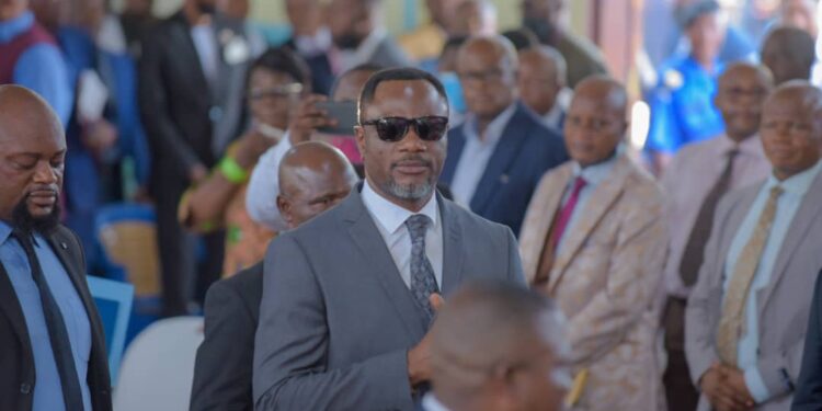 Kinshasa /gratuité de l’enseignement primaire: le satisfecit de Tony Mwaba