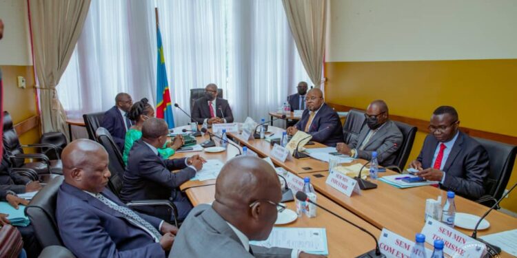 RDC/flambée des prix sur le marché : des mesures économiques urgentes arrivent (Gouvernement)