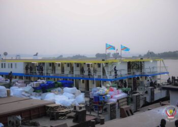 Préparatifs Cop 27 : des barges aménagés pour servir de logements flottants aux scientifiques attendus en RDC