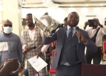 Société : la Fondation Kadima fait un don de 120 machines à coudre neuves aux jeunes protestants