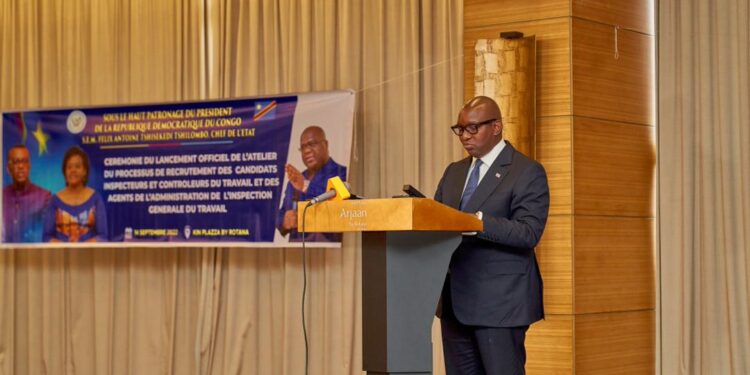 Urgent  :  le gouvernement recrute 2.000 candidats inspecteurs et contrôleurs du travail (Primature)