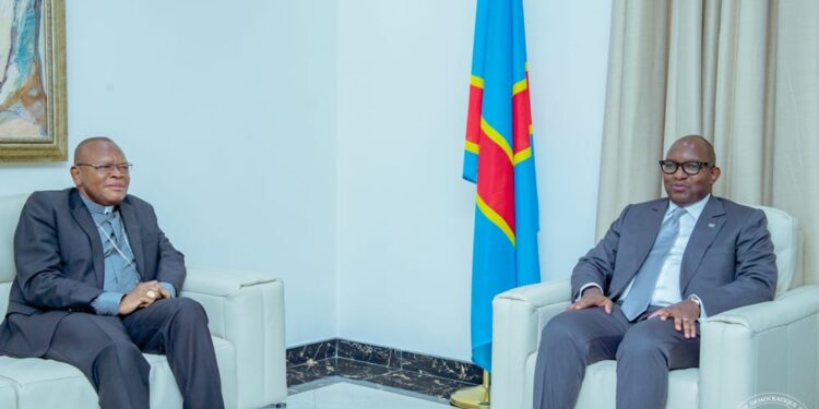 Conflit Teke-Yaka: Fridolin Ambongo présente son rapport à Jean-Michel Sama Lukonde