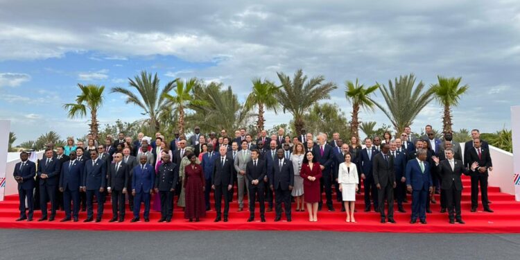 Ça chauffe au 18ème sommet de la Francophonie : Sama Lukonde et la délégation de Kinshasa refusent de s&rsquo;afficher sur la photo de famille avec Paul Kagame