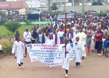 Kasaï central : ce qu&rsquo;a été la marche de l&rsquo;église catholique du 4 décembre pour soutenir le président de la République et les Fardc
