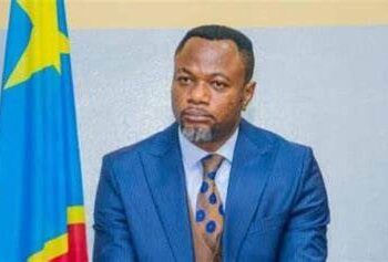 Dossier École Lisanga : la jeunesse protestante s&rsquo;en va-t’en guerre contre le ministre Tony Mwaba