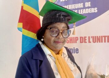ESU : Jeanne Ngbo décroche un master en Leadership, option Transformation Sociale