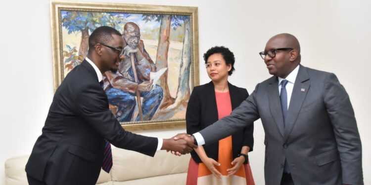 Numérique : Une délégation de la firme Meta à la Primature pour investir en RDC